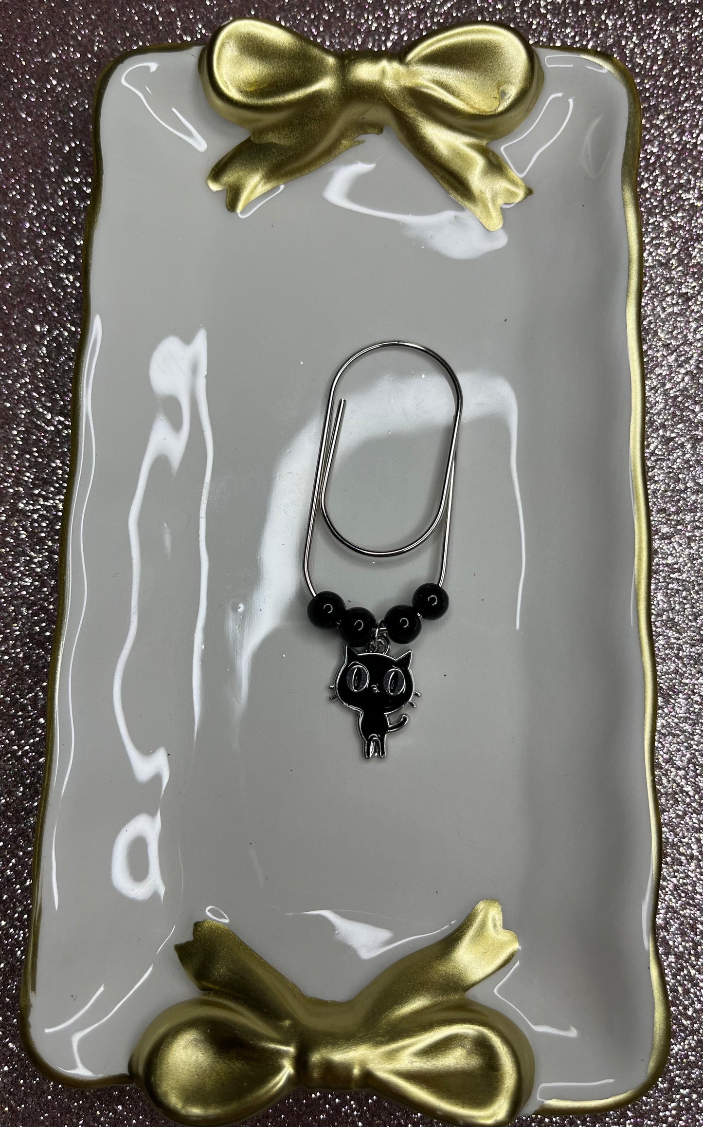 Large Paperclip Scaredy Cat Charms